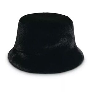 Apparis Amara Faux Fur Bucket Hat NWT